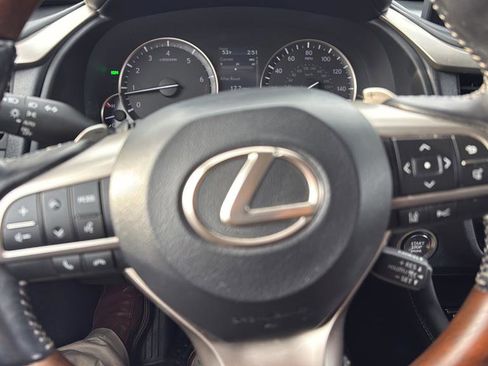 Used 2020 Lexus RX 350L Premium image 18