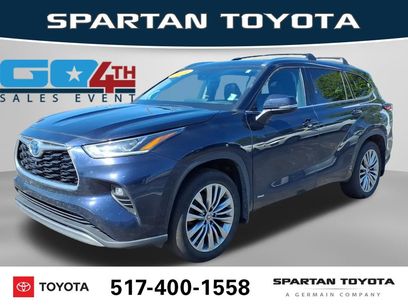 Used 2024 Toyota Highlander Platinum