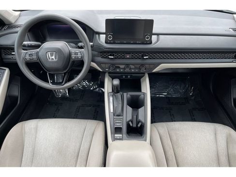 Certified 2023 Honda Accord EX image 15