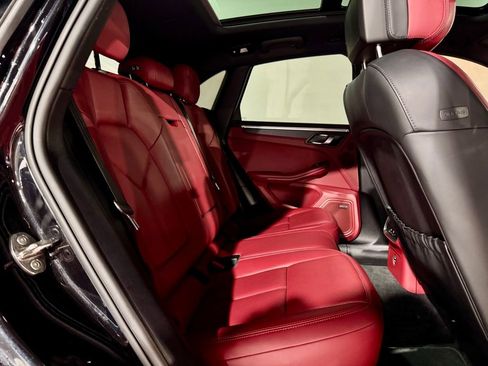 Used 2023 Porsche Macan GTS w/ Premium Package Plus image 31