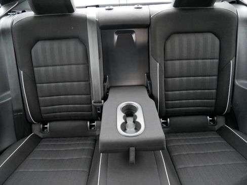 Used 2024 Volkswagen Jetta Sport image 13