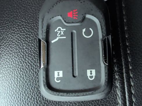 Used 2019 GMC Terrain SLT w/ Preferred Package image 17