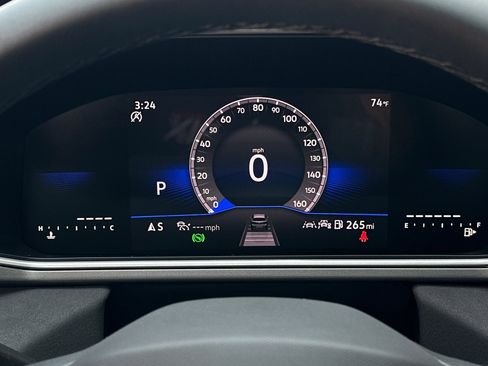 New 2025 Volkswagen Taos SE image 22