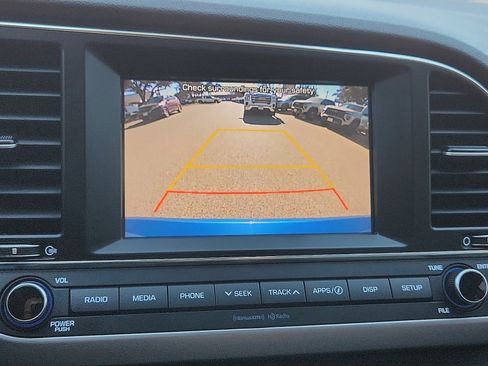 Used 2018 Hyundai Elantra SEL image 18