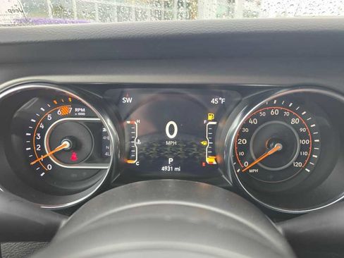 Used 2023 Jeep Wrangler Willys AWD/4WD image 20