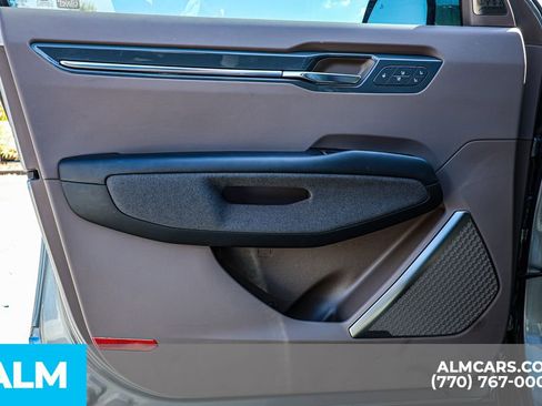 Used 2024 Kia EV9 Land image 53