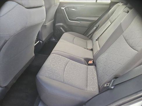 Used 2021 Toyota RAV4 XLE FWD image 24