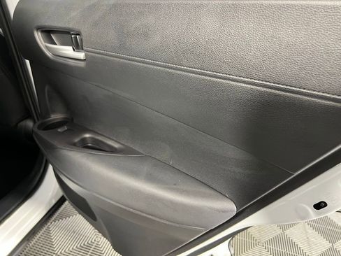 Used 2024 Toyota Corolla Cross XSE image 32