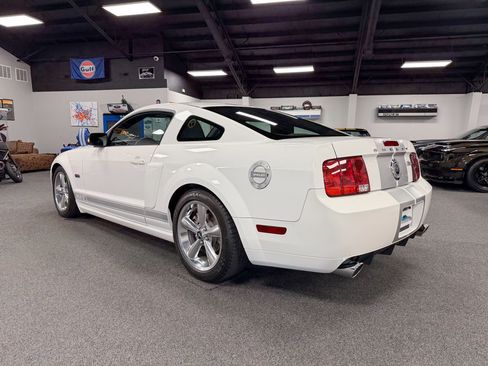 Used 2007 Ford Mustang GT image 35