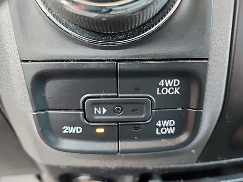 Used 2016 RAM 1500 Express image 2