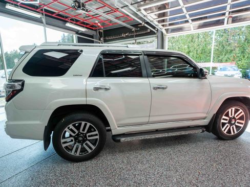 Used 2019 Toyota 4Runner Limited image 4
