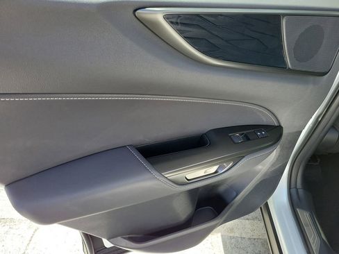 Used 2025 Lexus NX 250 FWD w/ Accessory Package (Z1) image 11