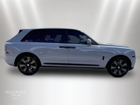 Certified 2021 Rolls-Royce Cullinan AWD/4WD image 6