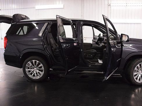 Used 2024 GMC Yukon Denali image 35