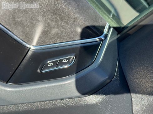 Used 2024 Ford F150 XLT w/ Mobile Office Package image 19