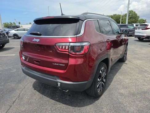 Used 2022 Jeep Compass Limited AWD/4WD image 4