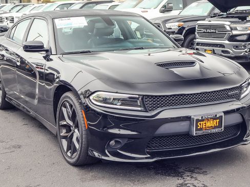 Used 2022 Dodge Charger R/T w/ Plus Group image 20