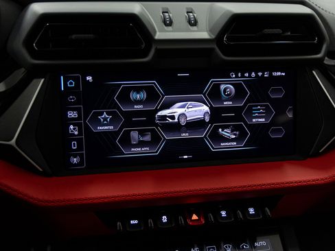 New 2026 Lamborghini Urus SE image 35