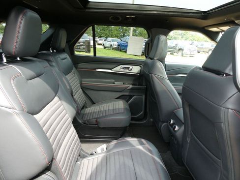New 2026 Ford Explorer ST-Line AWD/4WD image 13