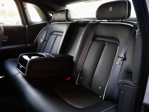 Used 2022 Rolls-Royce Ghost AWD/4WD image 9
