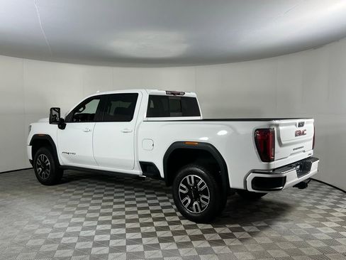 Used 2022 GMC Sierra 2500 AT4 w/ AT4 Premium Plus Package image 18