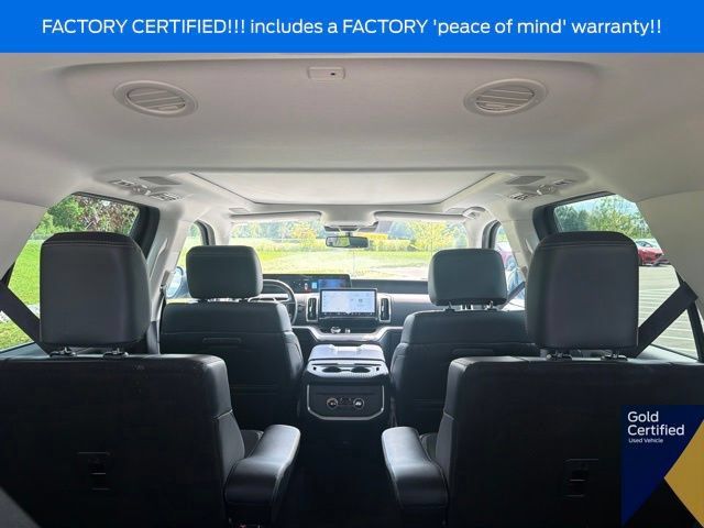 Used 2025 Ford Expedition Max Platinum w/ Driver's Package AWD/4WD image 23