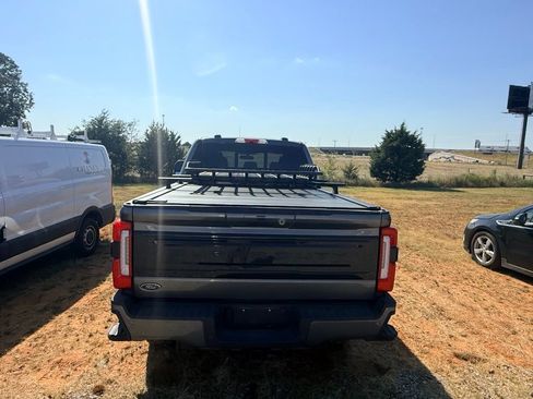 Used 2025 Ford F250 Platinum w/ Tremor Off-Road Package AWD/4WD image 9