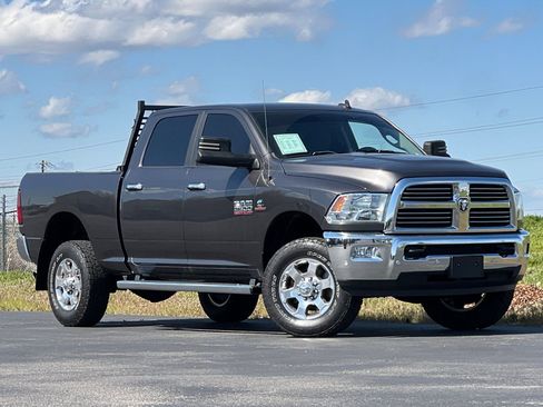 Used 2018 RAM 2500 Big Horn AWD/4WD image 2