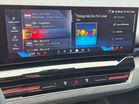 Used 2024 BMW 530i xDrive AWD/4WD image 7