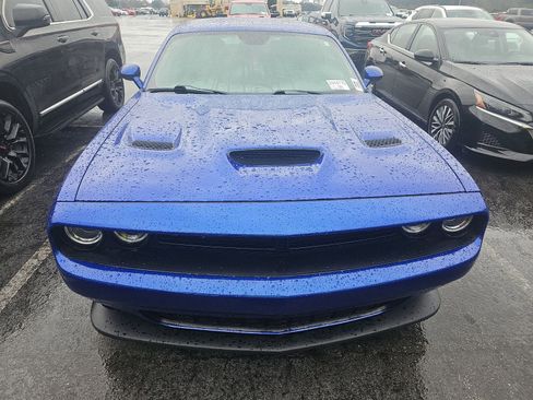 Used 2021 Dodge Challenger R/T Scat Pack w/ Scat Pack Stripe image 2