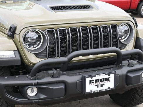 New 2026 Jeep Gladiator Willys image 25
