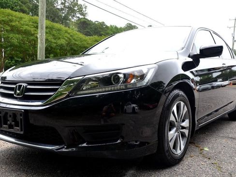 Used 2014 Honda Accord LX image 2