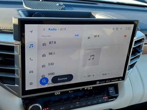 Used 2022 Toyota Tundra Capstone image 43