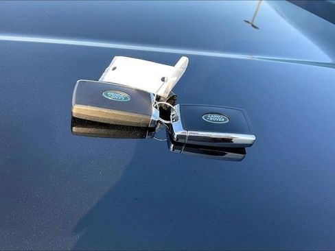 Used 2025 Land Rover Range Rover Long Wheelbase Autobiography image 12