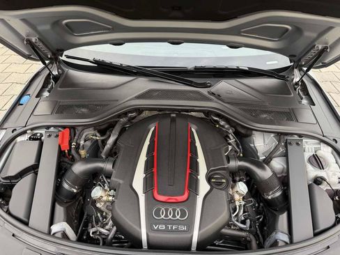 Used 2016 Audi S8 Plus AWD/4WD image 17