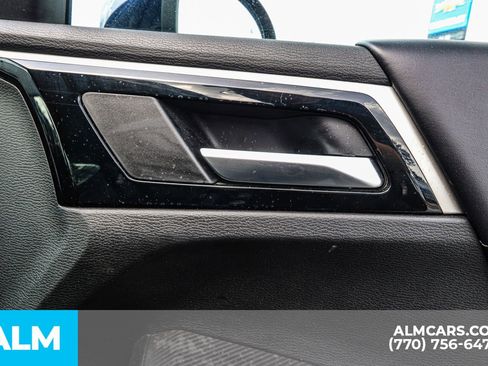 Used 2023 Mitsubishi Outlander SE image 50