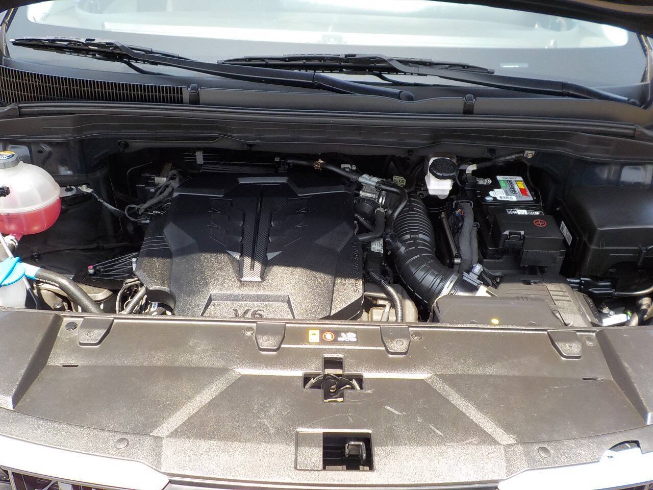 Used 2022 Kia Carnival LX FWD image 29