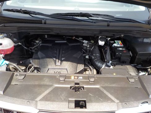 Used 2022 Kia Carnival LX FWD image 29