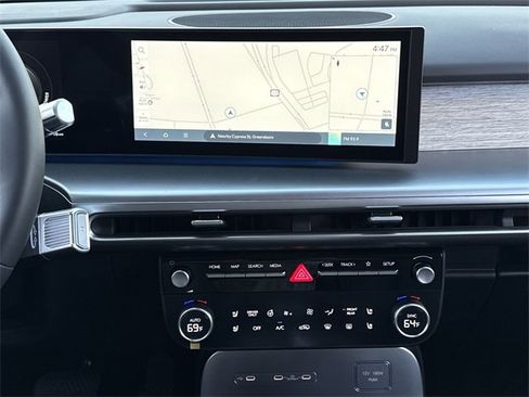 New 2026 Hyundai Ioniq 9 SEL image 11