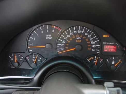 Used 2001 Pontiac Firebird Formula w/ Protection Group RWD image 19