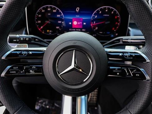 New 2026 Mercedes-Benz GLC 300 4MATIC image 14