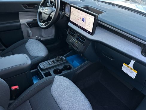 New 2026 Ford Maverick XLT w/ XLT Luxury Package FWD image 14