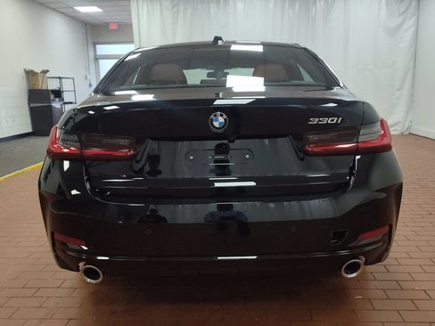 Used 2026 BMW 330i Sedan w/ Premium Package RWD image 9