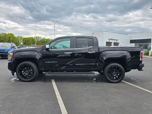 Used 2022 GMC Canyon Denali w/ Denali Black Edition Package AWD/4WD image 7