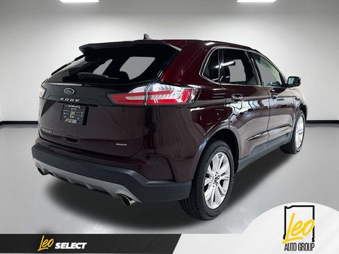 Used 2022 Ford Edge Titanium AWD/4WD image 8