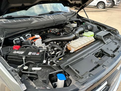 Used 2024 Ford F150 XLT w/ Mobile Office Package image 24