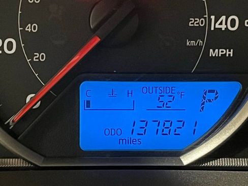 Used 2014 Toyota RAV4 XLE image 28