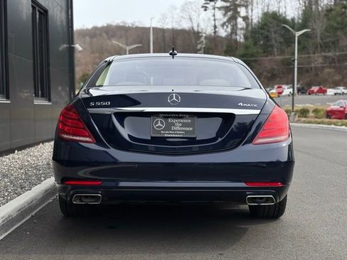 Used 2017 Mercedes-Benz S 550 4MATIC Sedan image 6