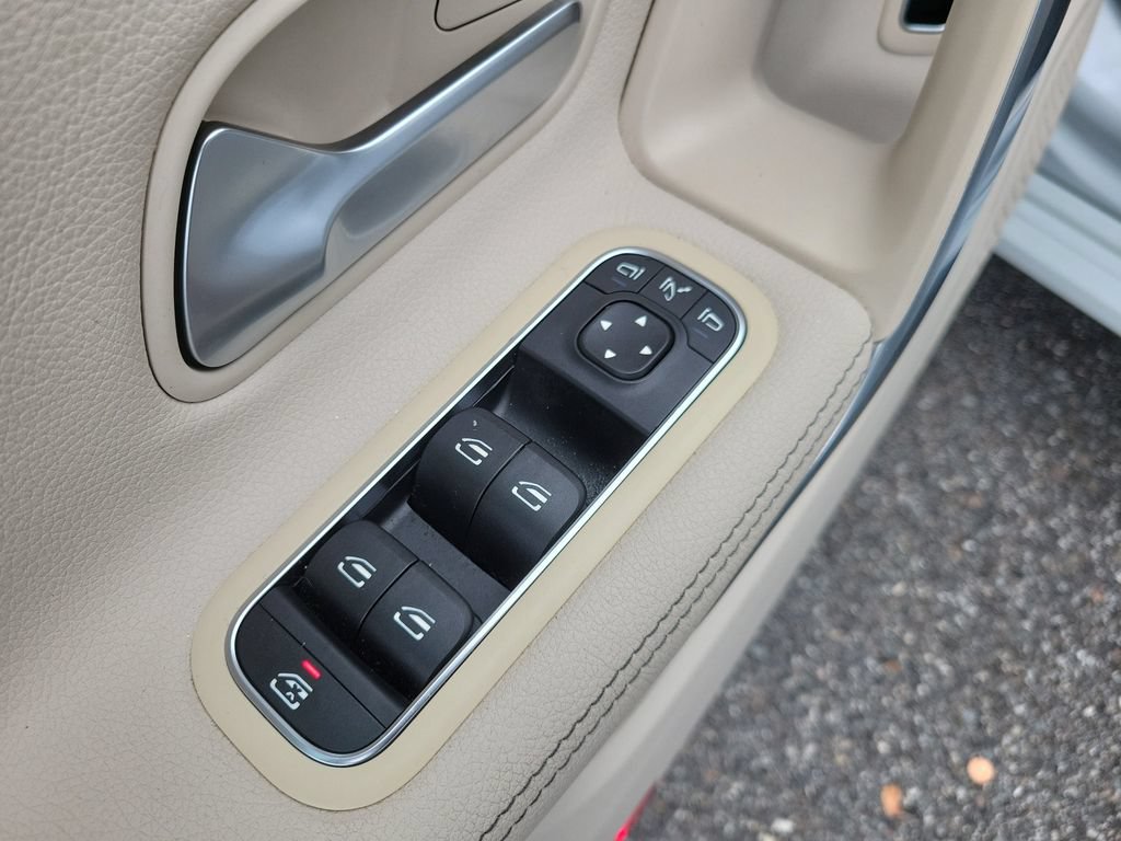 Used 2021 Mercedes-Benz CLA 250 w/ Driver Assistance Package image 20