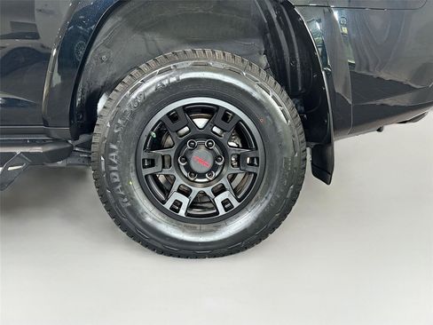 Used 2024 Toyota 4Runner TRD Pro AWD/4WD image 31